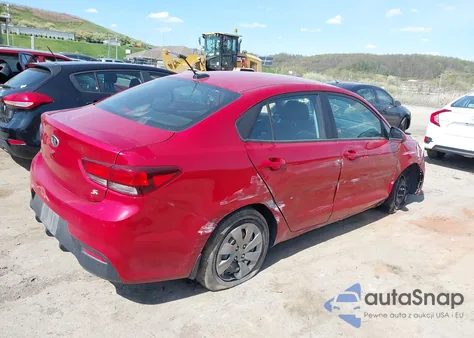 2020 Kia Rio S z USA, uszkodzony, nr VIN 3KPA24AD5LE330820